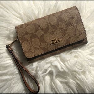 Brand New Coach Wallet/Wristlet